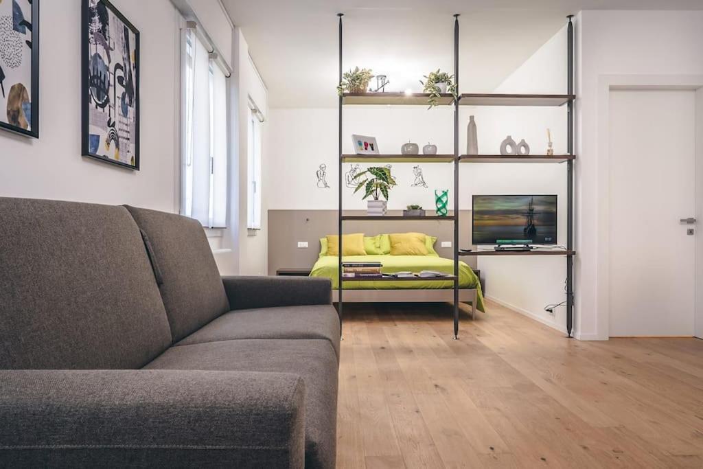 Gloria Apartment เตรวิโซ ภายนอก รูปภาพ