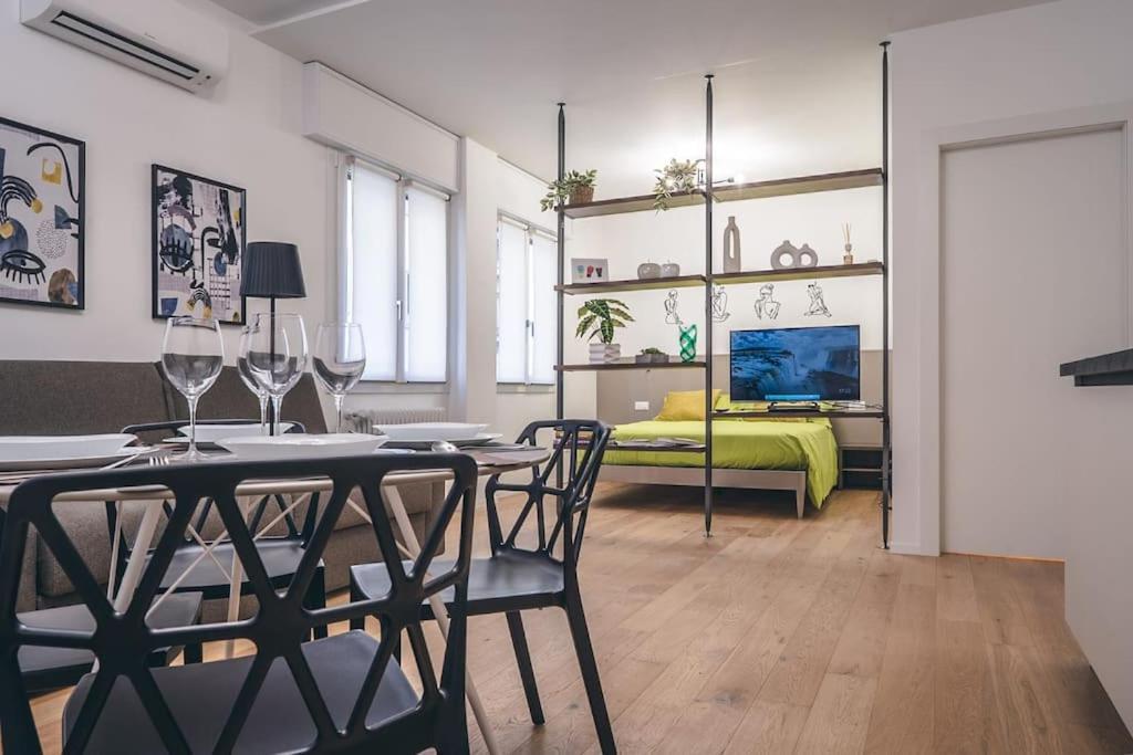 Gloria Apartment เตรวิโซ ภายนอก รูปภาพ